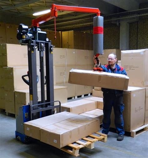 Portable Box Lifter