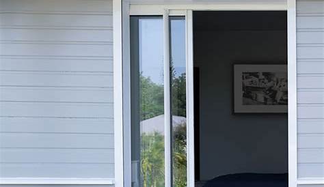 Portefenêtre PVC avec volet roulant H.215 x l.140 cm