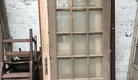 Ancienne porte vitrée en bois Matériaux Autenthiques