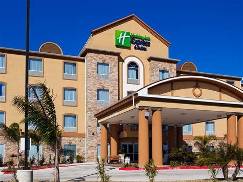 La Quinta Inn & Suites Portland, TX See Discounts