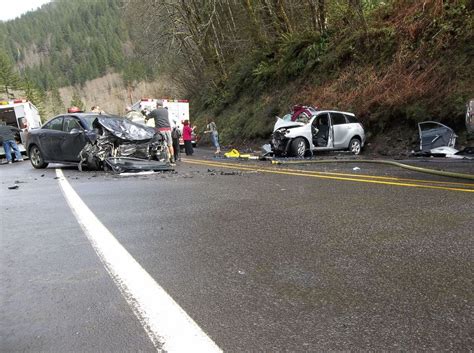 portland car accident at highway