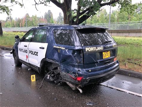 portland oregon car crash