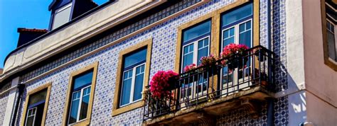portugal real estate websites for expats