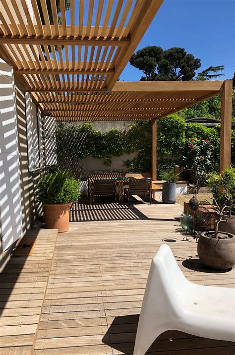 PERGOLA BOIS EXOTIQUE Aménagement de terrasse en bois à Aix en