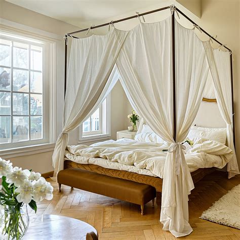 Poster King Bed Canopy