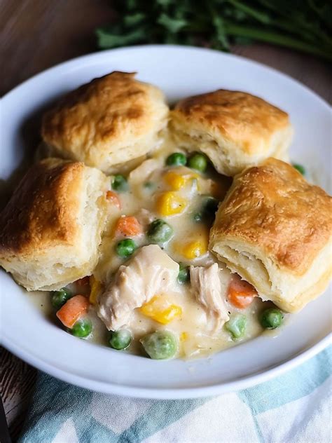 Pot Pie With Biscuits Easy