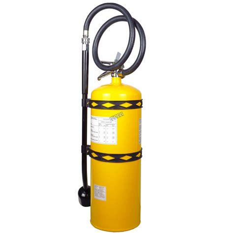 Fire extinguisher with sodium chloride, 30 lbs, type D (metal fire)