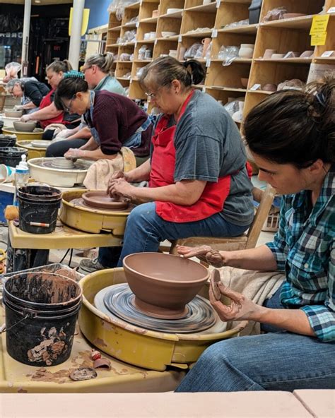 Pottery Classes Milwaukee