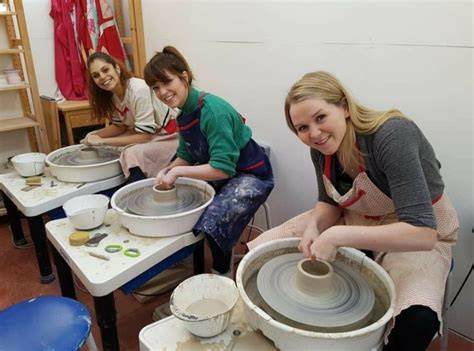 Pottery wheel classes near me
