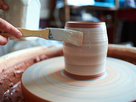 pouring ceramic glaze