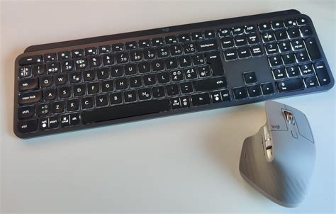Power Button On Logitech Keyboard