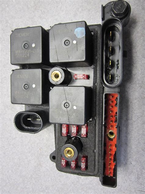 Power Distribution Fuse Relay