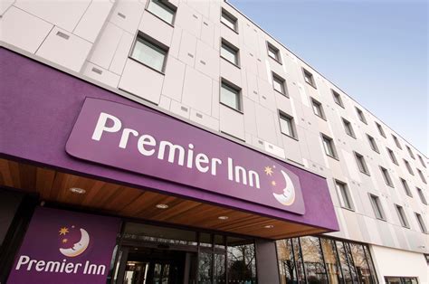 premier inn london heathrow airport