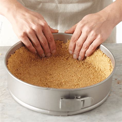 preparing crust