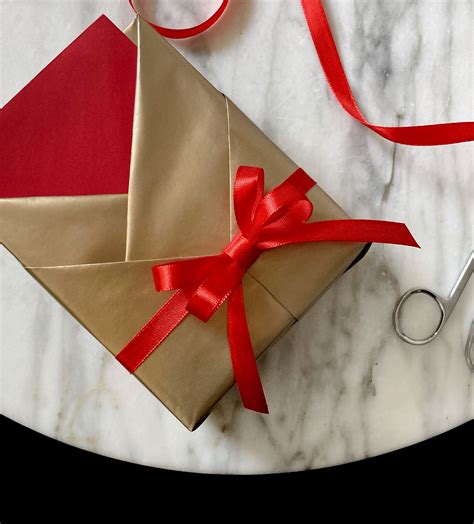 Present Wrapping Tricks