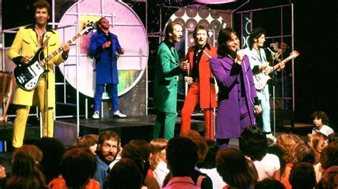 presenters of top of the pops