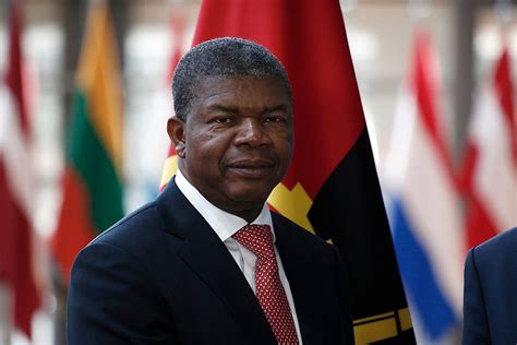 president of the people's republic of angola