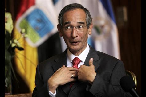 presidente de guatemala 2008 al 2012