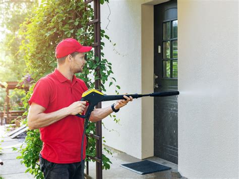 Pressure Washing Business Insurance: Protecting Your Power Washing Business