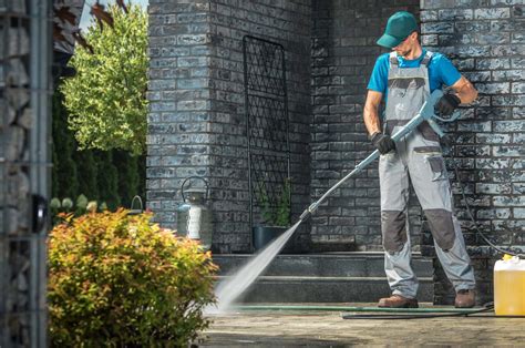 Importance of Pressure Washing in Winter for Houstonians Advantage