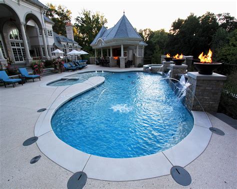 prestige pool and spa