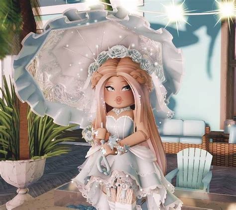 Pretty Royale High Avatar