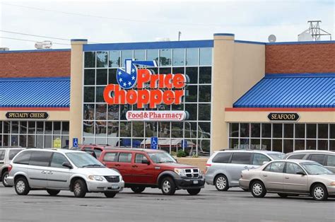 Price Chopper employee stabs coworker, himself inside Syracuse grocery