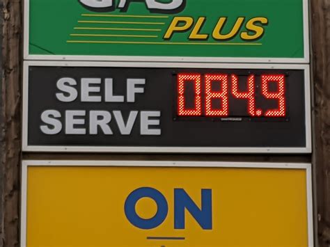 price of gas in cochrane ab