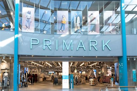 primark stores in italy