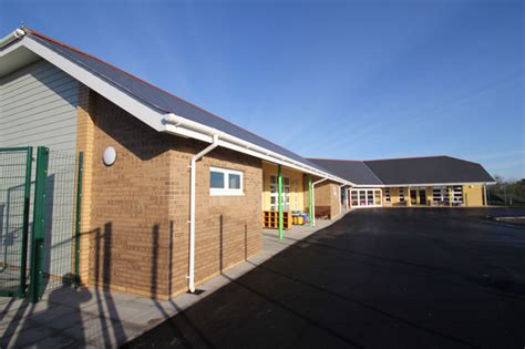 primary schools in ammanford