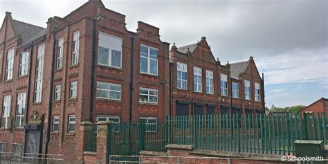 primary schools in bolton area
