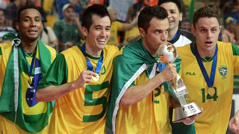 primeiro campeonato de futsal no brasil