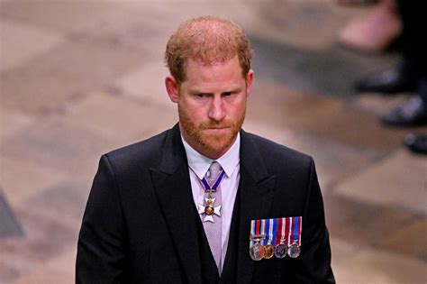 prince harry attend coronation