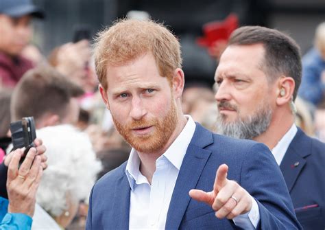 prince harry suing for security