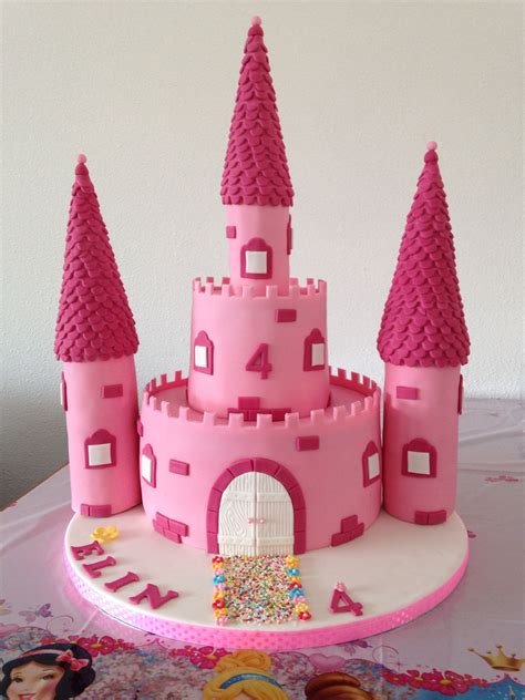 Taartje maken Rapunzel prinsessen kasteel taart
