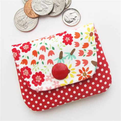 Leslie's Art and Sew Scrappy Snappy Pouch Tutorial