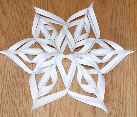 Printable Simple 3D Snowflakes Pattern