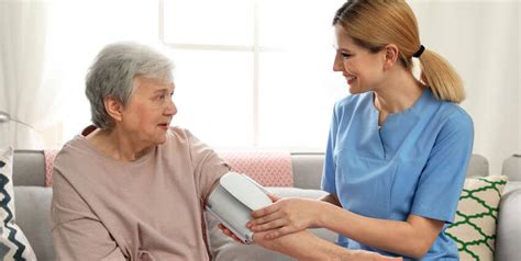 5 Ways Private Duty Nurses Help