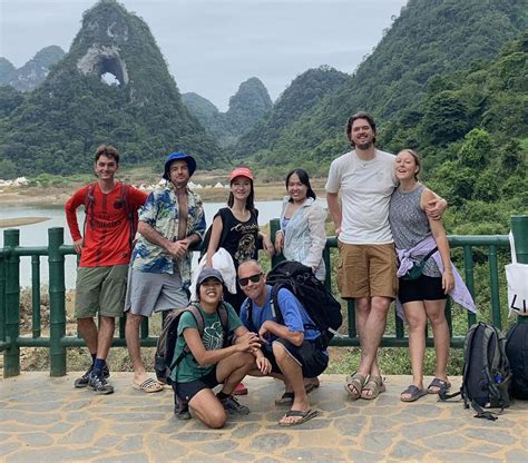 private tour guide in vietnam