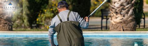 professional-pool-cleaning-services