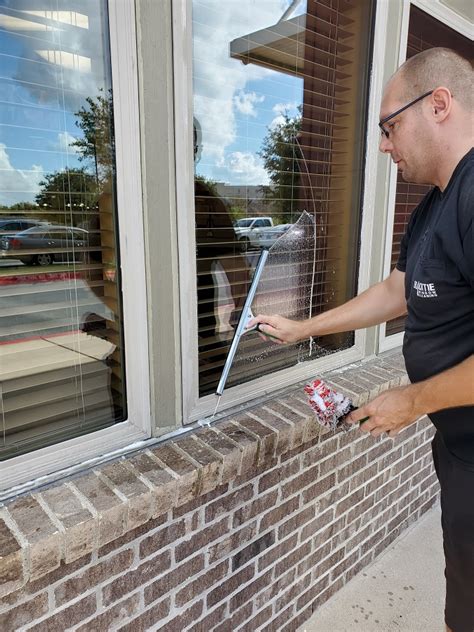 professional-window-cleaning-austin-tx