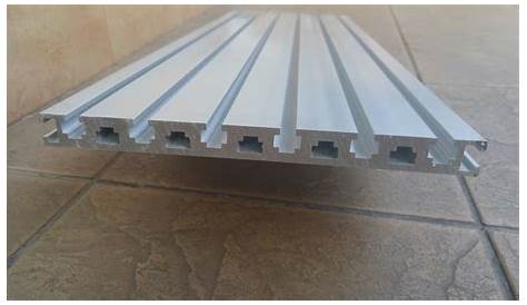 Profil aluminiowy 120x15 3x300mm na stół teowy CNC
