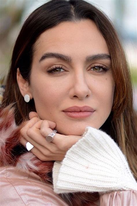 About Programmi Tv Con Birce Akalay Trending