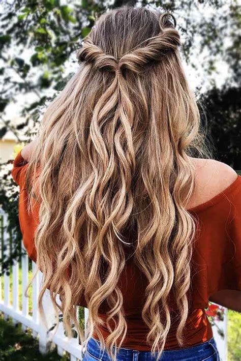 This Prom Hair Half Up Half Down Curled With Simple Style