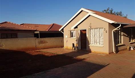 FNB Quick Sell 3 Bedroom House for Sale in Geelhoutpark - MR