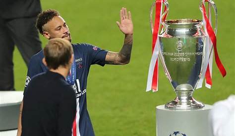 Foot : le PSG gagne le Trophée des champions, sans totalement convaincre