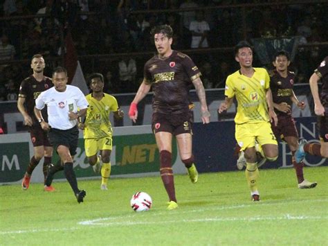 psm makassar vs barito putera