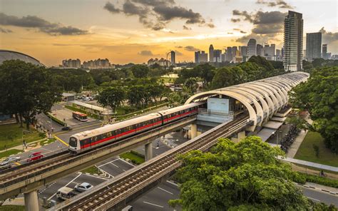 public transit in singapore