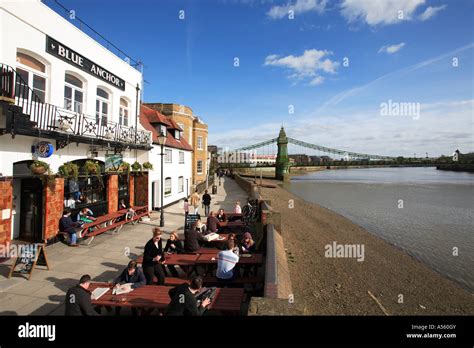 pubs near hammersmith bridge