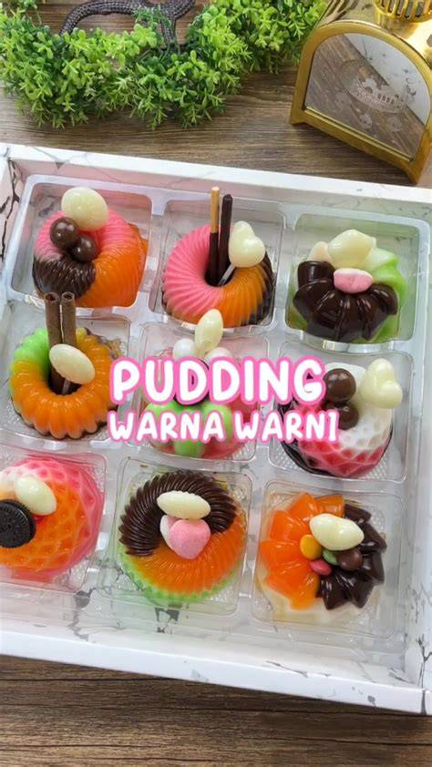 pudding berlapis warna warni